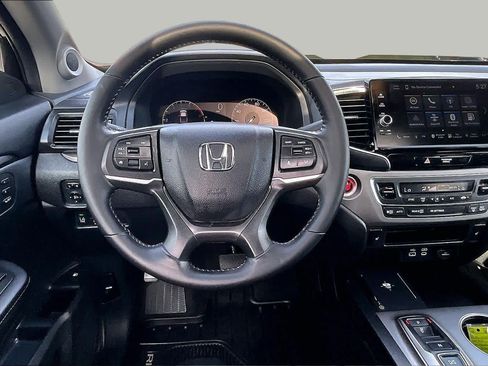 Certified 2024 Honda Ridgeline RTL image 37