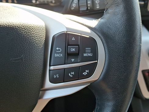 Certified 2022 Ford Explorer XLT w/ Equipment Group 202A image 29