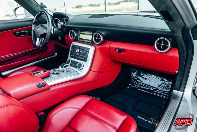 Used 2012 Mercedes-Benz SLS AMG Roadster image 23