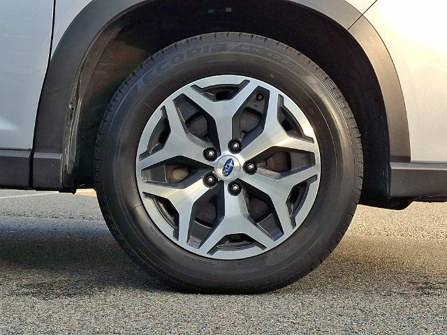 Used 2023 Subaru Forester Premium AWD/4WD image 8