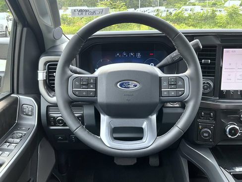 New 2026 Ford F450 Lariat w/ Lariat Ultimate Package AWD/4WD image 13