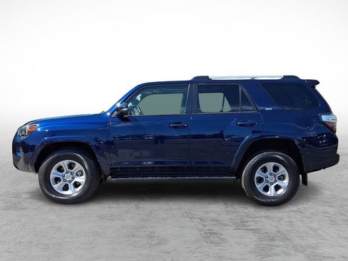 Used 2019 Toyota 4Runner SR5 Premium AWD/4WD image 7