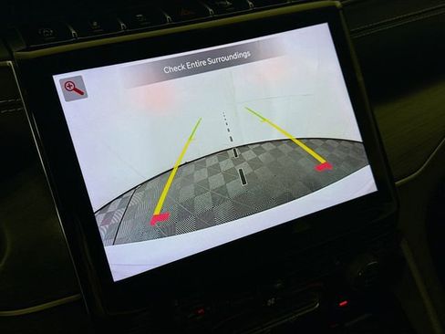 Used 2021 Jeep Grand Cherokee L Limited image 15