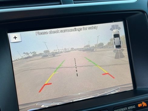 Used 2017 Ford Explorer XLT w/ Equipment Group 202A FWD image 26