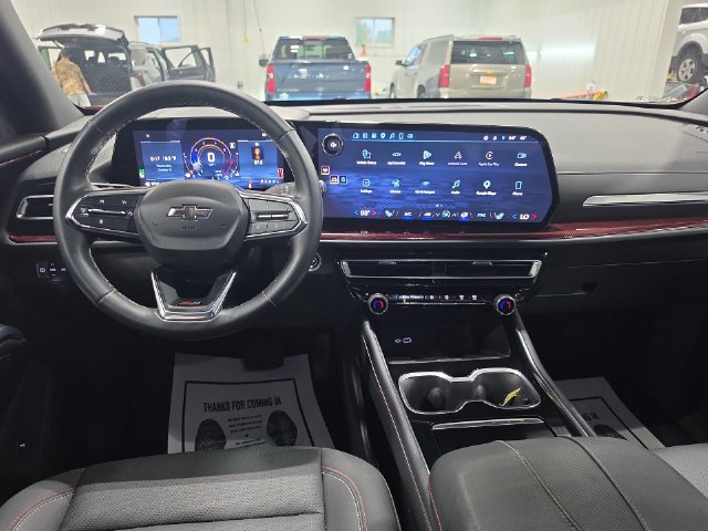 Used 2025 Chevrolet Traverse Z71 w/ Driver Confidence Package AWD/4WD image 9