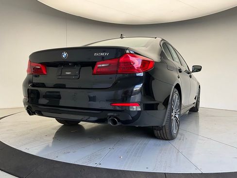 Used 2019 BMW 530i w/ Convenience Package image 3