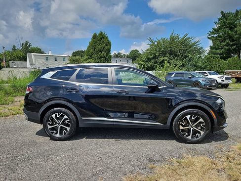 Certified 2023 Kia Sportage EX AWD/4WD image 8