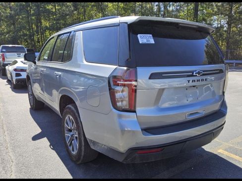 Used 2024 Chevrolet Tahoe Z71 w/ Luxury Package image 5