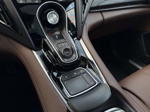 Used 2023 Acura RDX AWD w/ Advance Package image 17