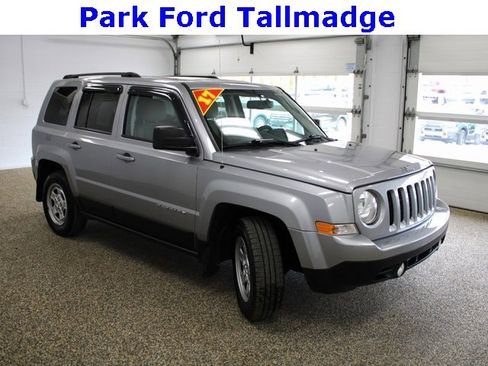 Used 2017 Jeep Patriot Sport w/ Power Value Group image 7