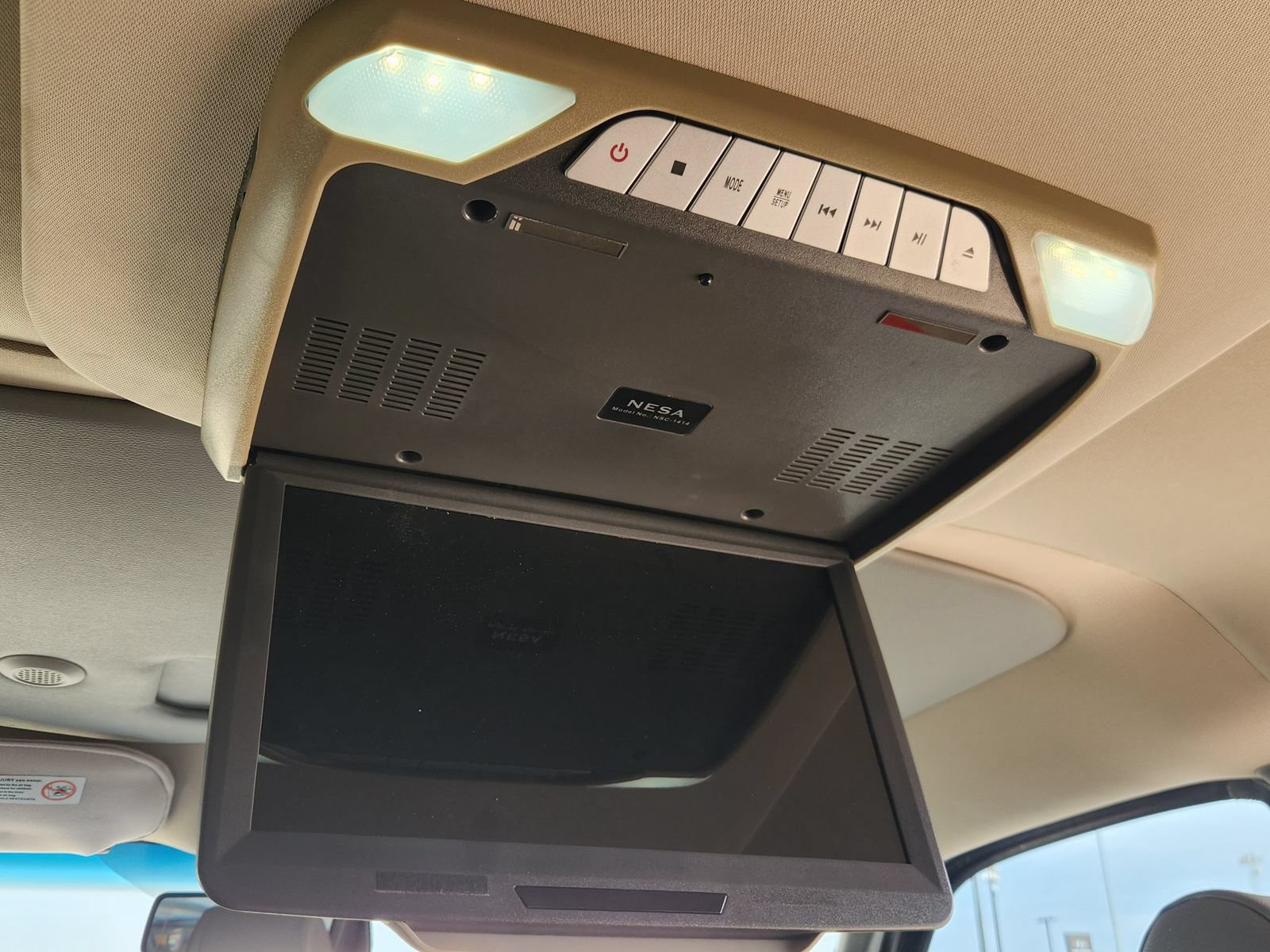 Used 2014 GMC Savana 1500 AWD image 27