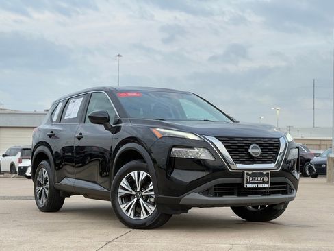 Certified 2023 Nissan Rogue SV image 2