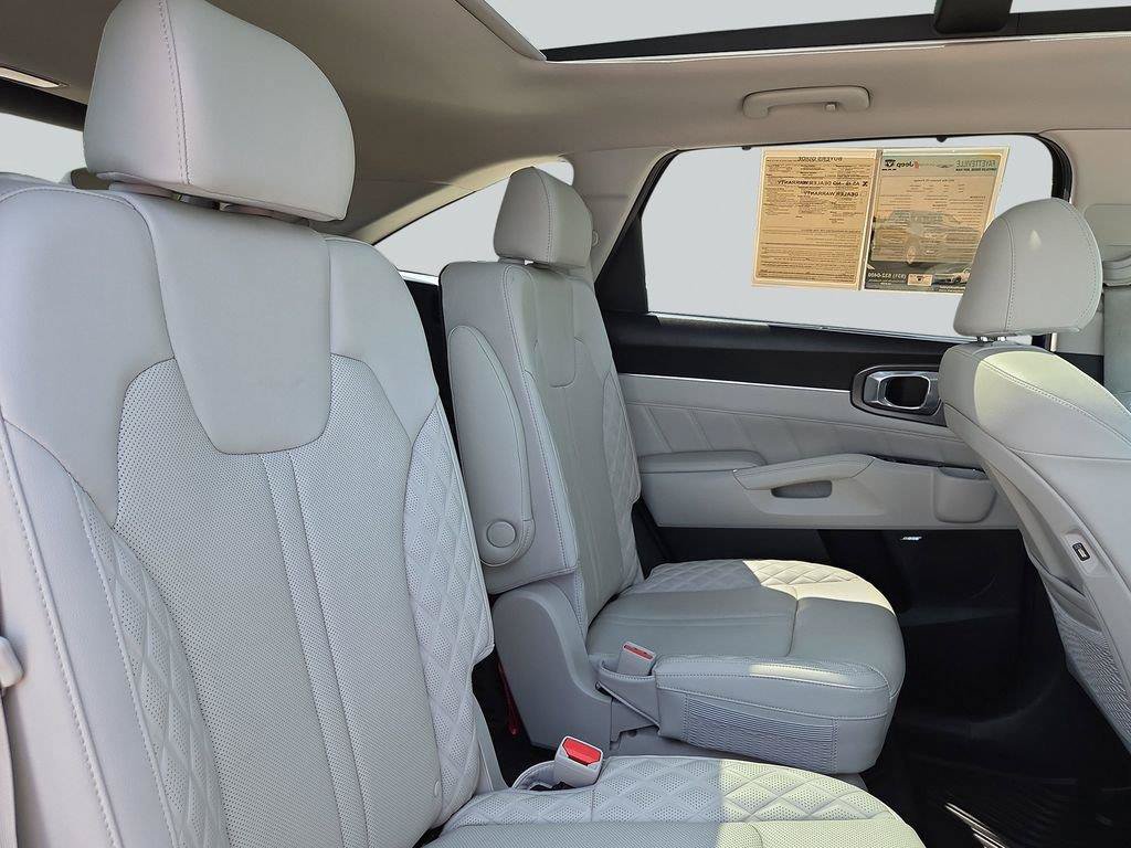 Used 2023 Kia Sorento SX AWD/4WD image 36