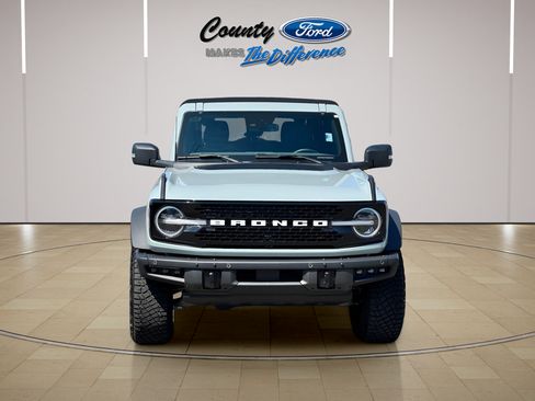 Certified 2024 Ford Bronco Wildtrak AWD/4WD image 5