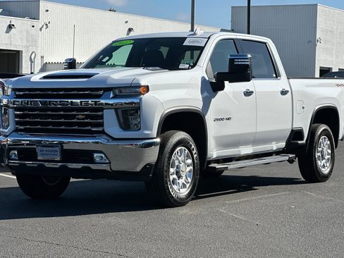 Used 2022 Chevrolet Silverado 2500 LTZ w/ Safety Package image 7