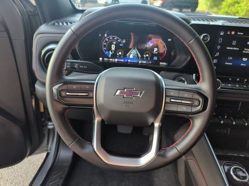 Certified 2024 Chevrolet Colorado Z71 w/ Z71 Convenience Package 2 image 24