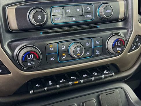 Used 2017 GMC Sierra 1500 Denali w/ Denali Ultimate Package image 18