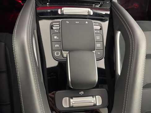 Used 2026 Mercedes-Benz GLE 53 AMG 4MATIC image 30