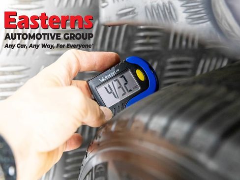 Used 2023 Tesla Model 3 Standard Range image 24