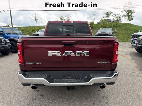 Used 2025 RAM 1500 Laramie AWD/4WD image 10