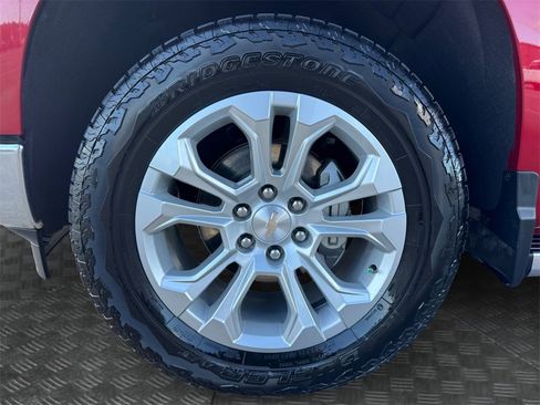 Used 2025 Chevrolet Silverado 1500 LTZ w/ Technology Package image 14