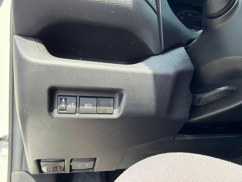 Certified 2024 Toyota RAV4 LE AWD/4WD image 18