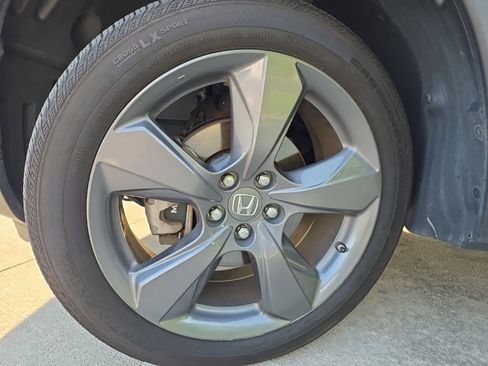 Used 2019 Honda Passport Touring image 3