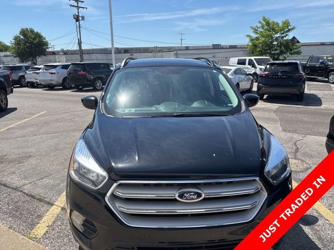 Used 2018 Ford Escape SE AWD/4WD image 2