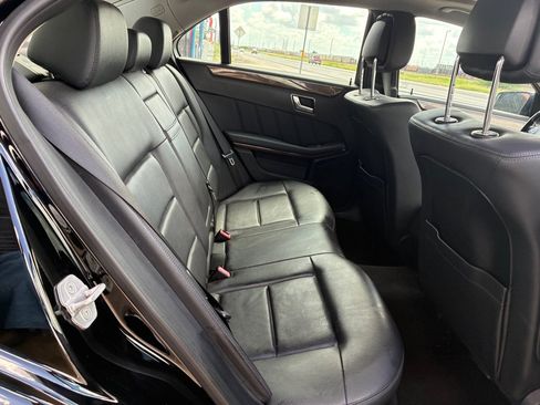 Used 2013 Mercedes-Benz E 350 Sedan image 27