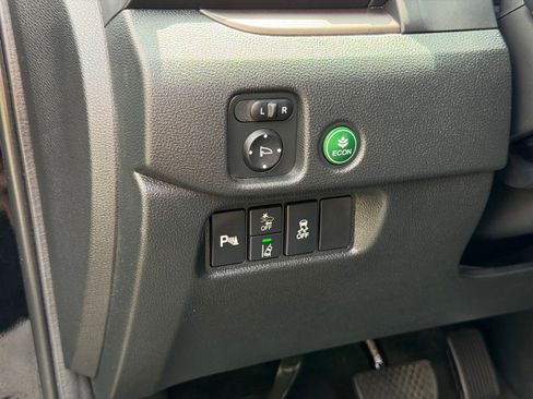 Used 2023 Honda Passport EX-L image 17