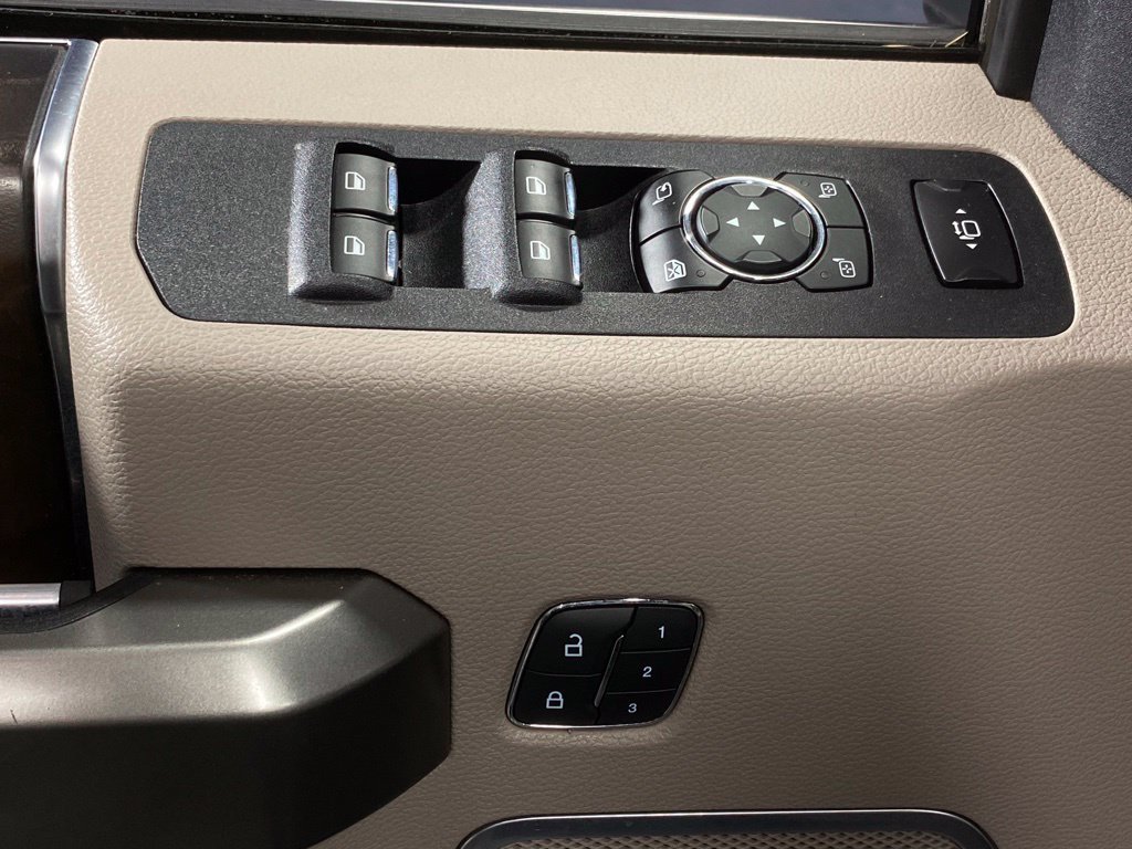 Used 2019 Ford F350 Limited w/ FX4 Off-Road Package AWD/4WD image 14