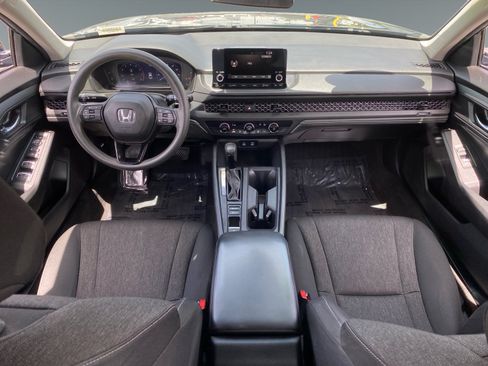 Used 2023 Honda Accord LX image 10