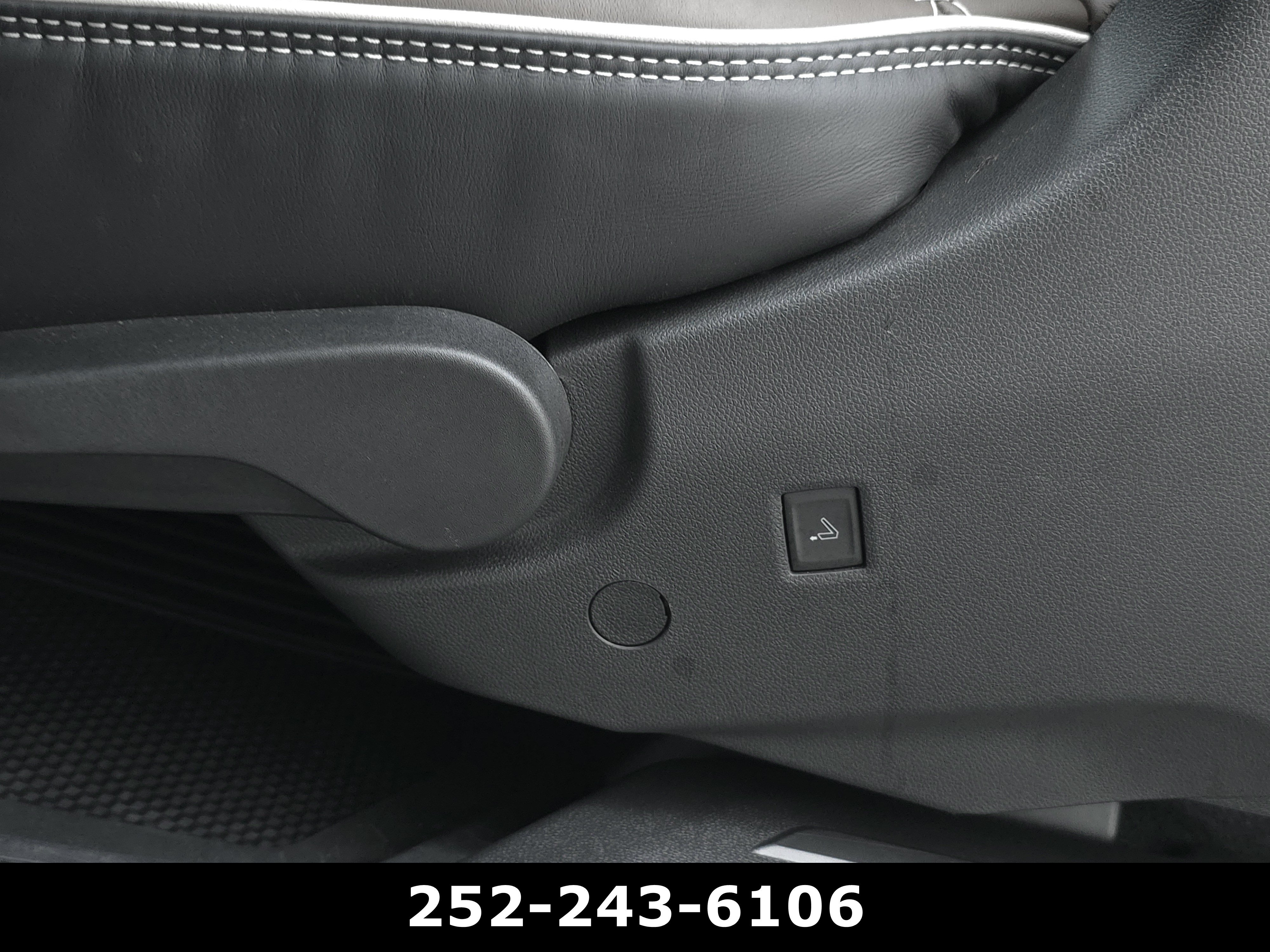 Used 2026 GMC Acadia Denali Ultimate FWD image 36