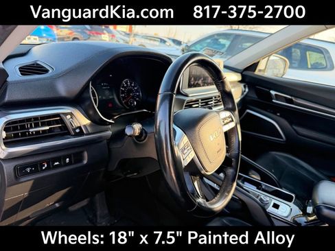 Used 2022 Kia Telluride LX image 14