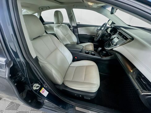 Used 2016 Toyota Avalon Limited FWD image 29