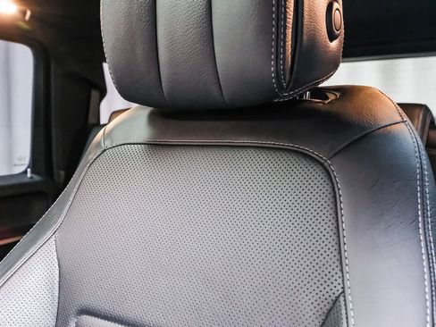 Used 2019 Mercedes-Benz G 550 w/ AMG Line image 26