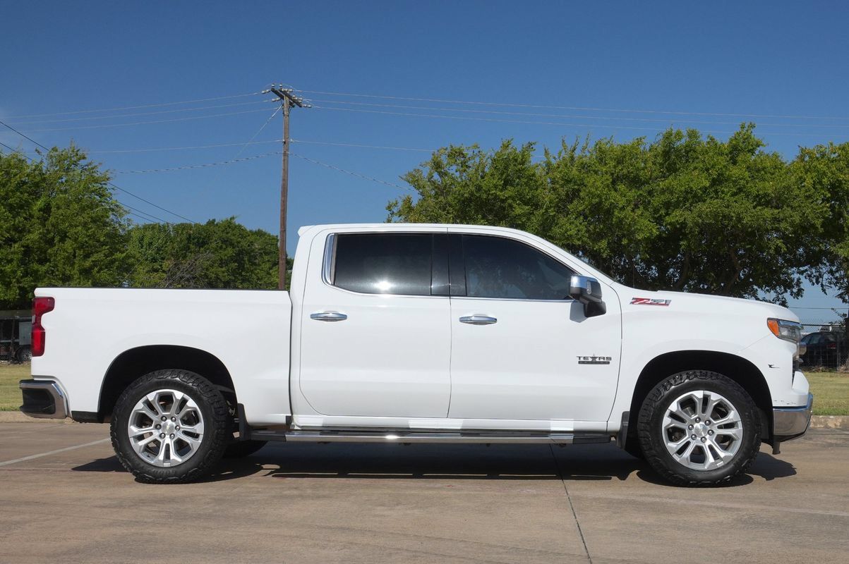 Used 2022 Chevrolet Silverado 1500 LTZ AWD/4WD image 13