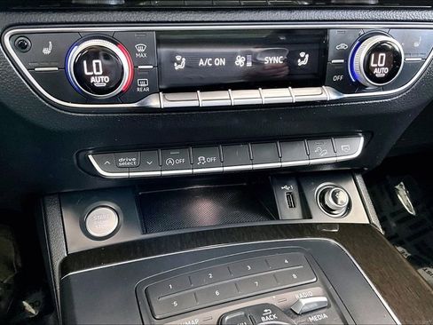 Used 2018 Audi Q5 2.0T Premium w/ Convenience Package image 15