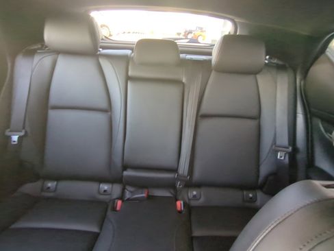 Used 2023 MAZDA MAZDA3 s image 19