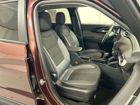 Used 2023 Chevrolet TrailBlazer LT image 22