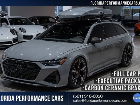 Used 2022 Audi RS 6 4.0T quattro Avant w/ Carbon Optic Package image 1