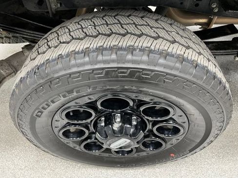 Used 2025 Ford F350 Lariat w/ Black Appearance Package AWD/4WD image 17