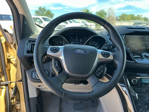 Used 2014 Ford Escape Titanium w/ Equipment Group 401A AWD/4WD image 39