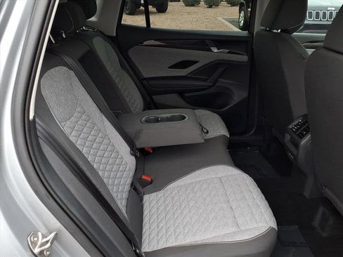 Certified 2025 Volkswagen Tiguan S image 13