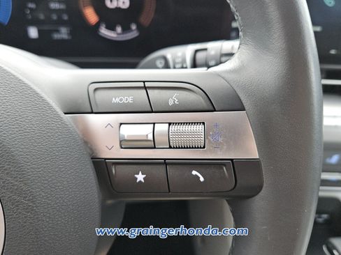 Used 2025 Hyundai Kona SEL AWD/4WD image 20