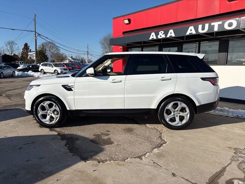 Used 2018 Land Rover Range Rover Sport SE image 3