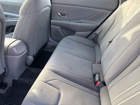 Used 2021 Hyundai Elantra SEL FWD image 14