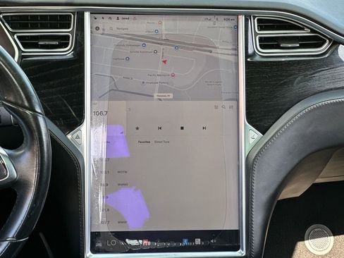 Used 2016 Tesla Model X 75D AWD/4WD image 15