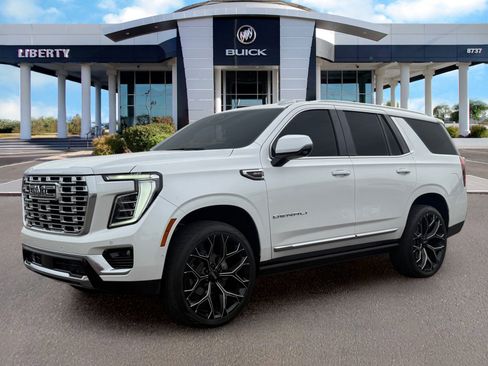 Used 2025 GMC Yukon Denali w/ Denali Reserve Package AWD/4WD image 7