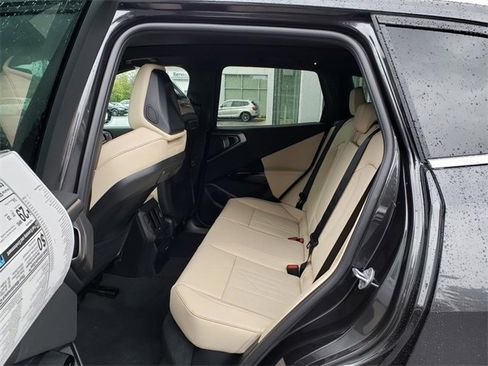 New 2026 BMW X3 xDrive30 w/ Premium Package image 11